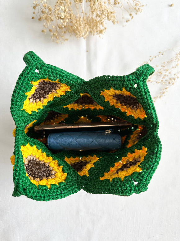 Quince Fables - Hand-Crochet Sunflower Mini Green Tote Bag🪡