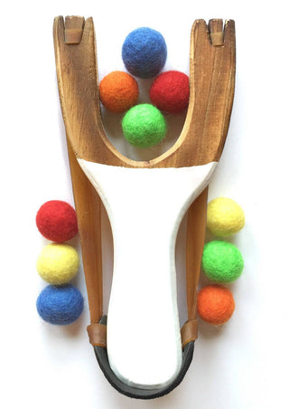 Little Lark - Classic Wooden Slingshot, Primary Rainbow Felt Balls: Grass Green with Primary Rainbow