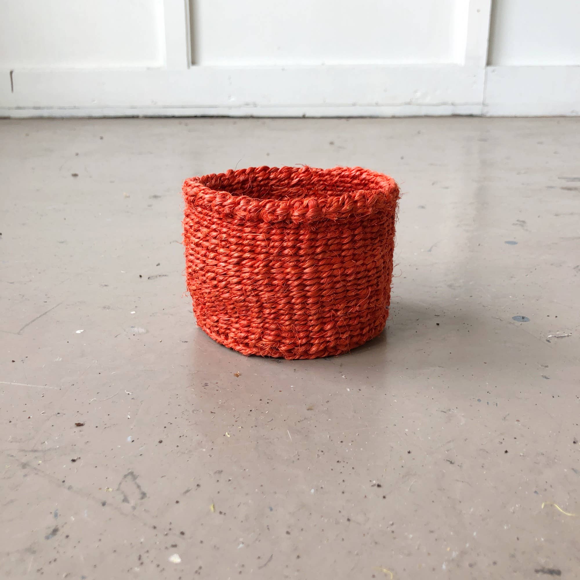 Amsha - Storage Plant Basket: Tomato: XS (6"x6") White Stripe