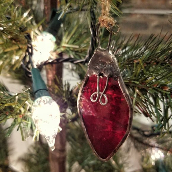 Lost & Found Design - Stained glass vintage bulb ornament: Green