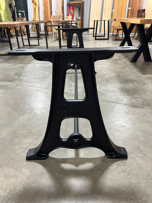 OldWorld Cast Table Base