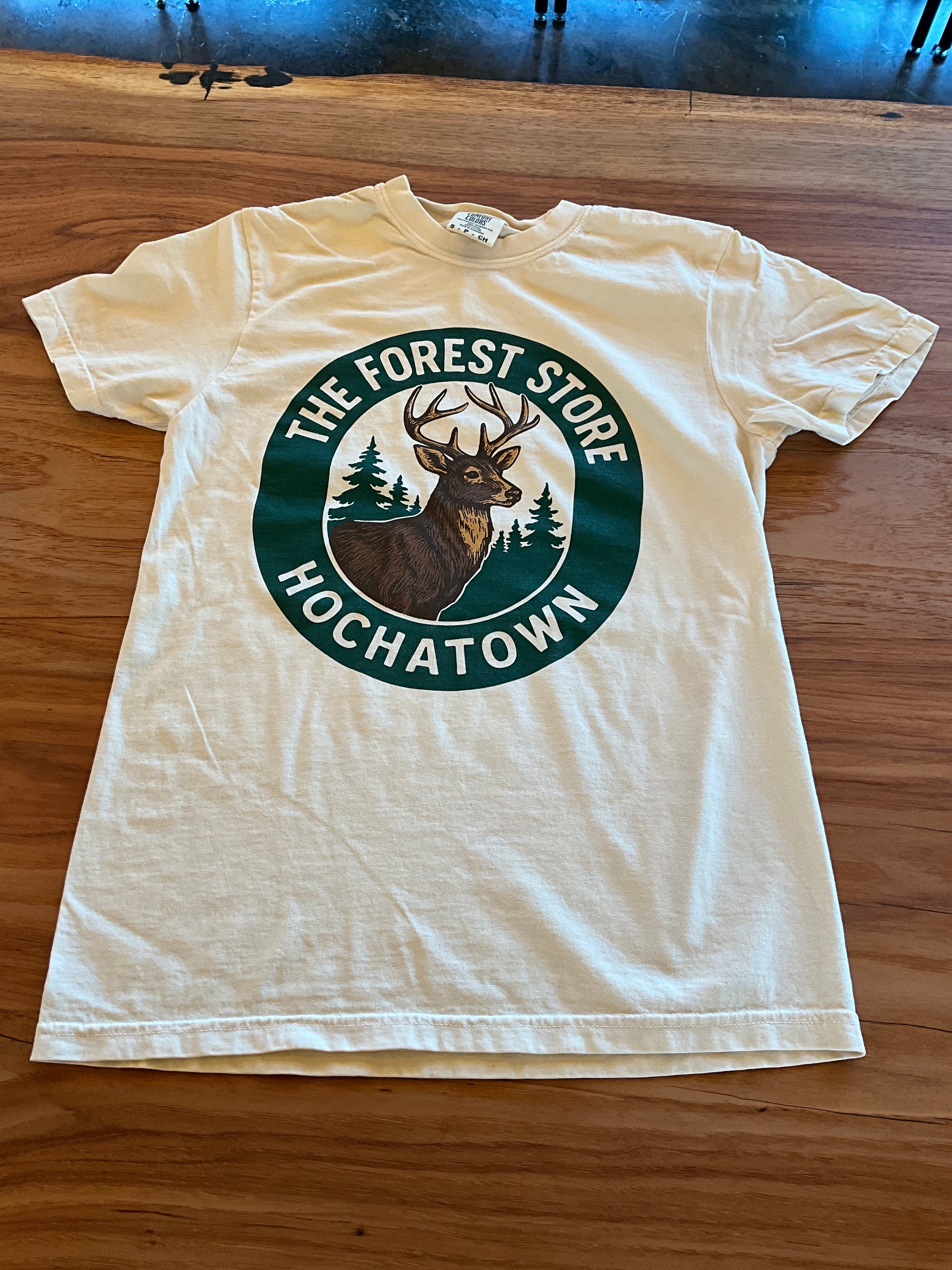 Deer Yellow the forest store T-shirtl Medium