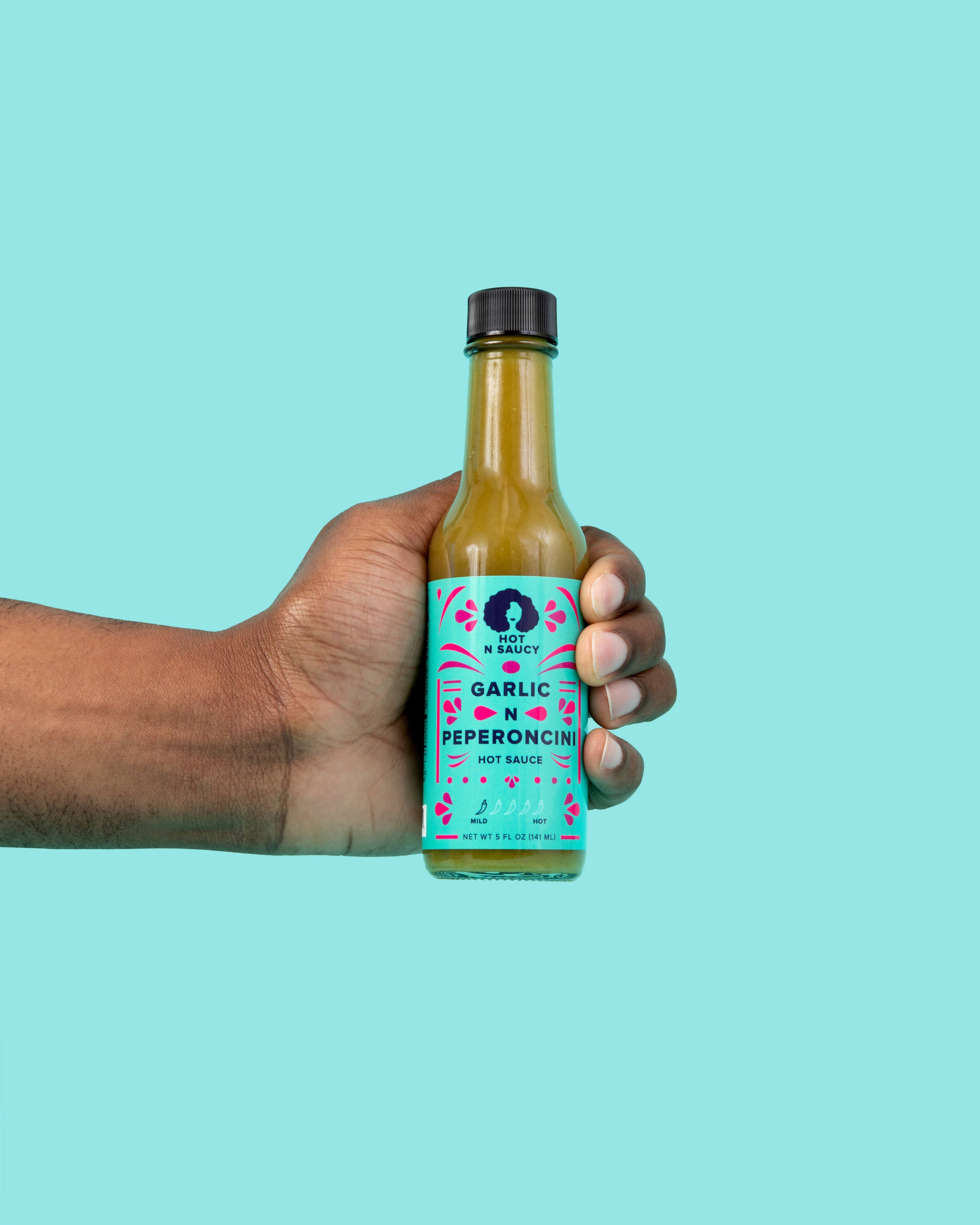 Hot N Saucy - Garlic N Peperoncini - 0