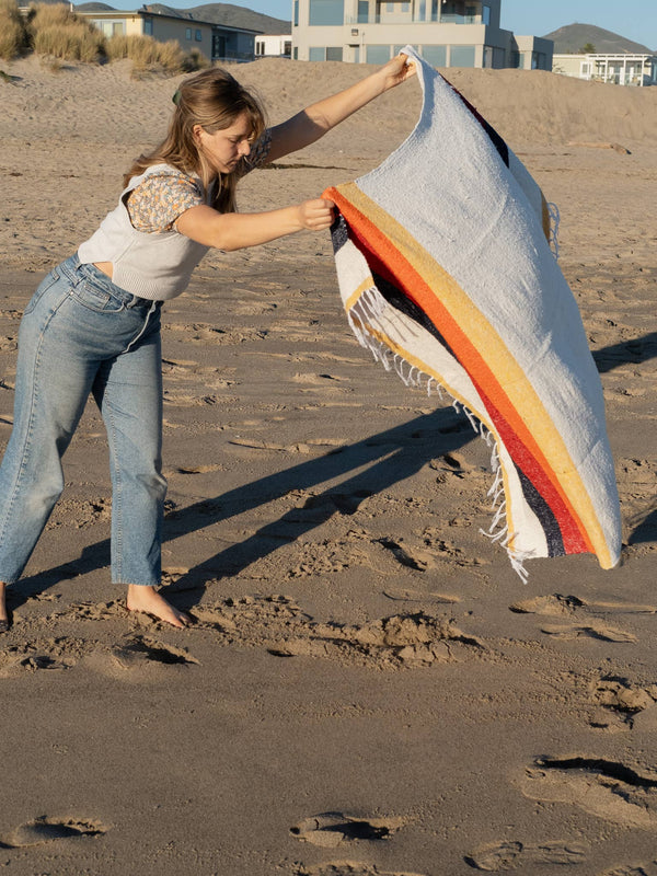 Vintage Coast - SUSTAINABLE RECYCLED THROW BLANKET