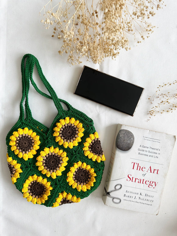 Quince Fables - Hand-Crochet Sunflower Mini Green Tote Bag🪡
