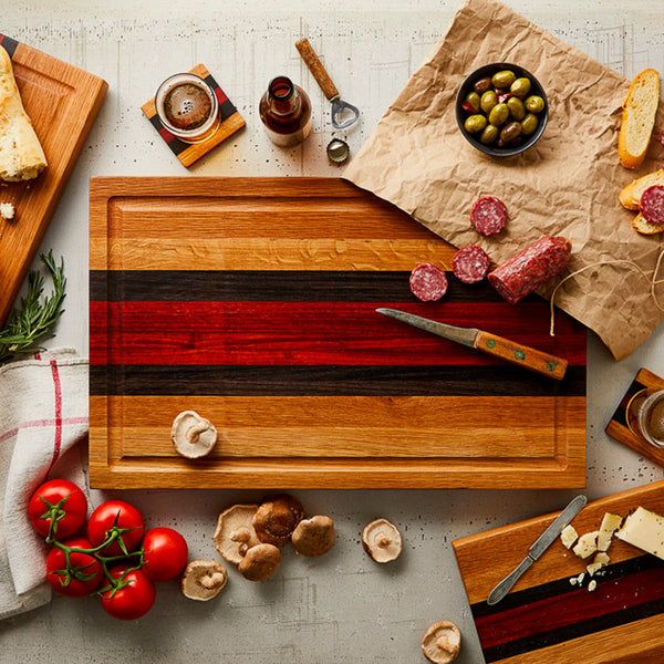 wood cutting board with juice ring