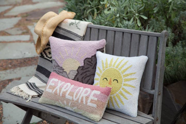 Peking Handicraft - Sun Hook Pillow