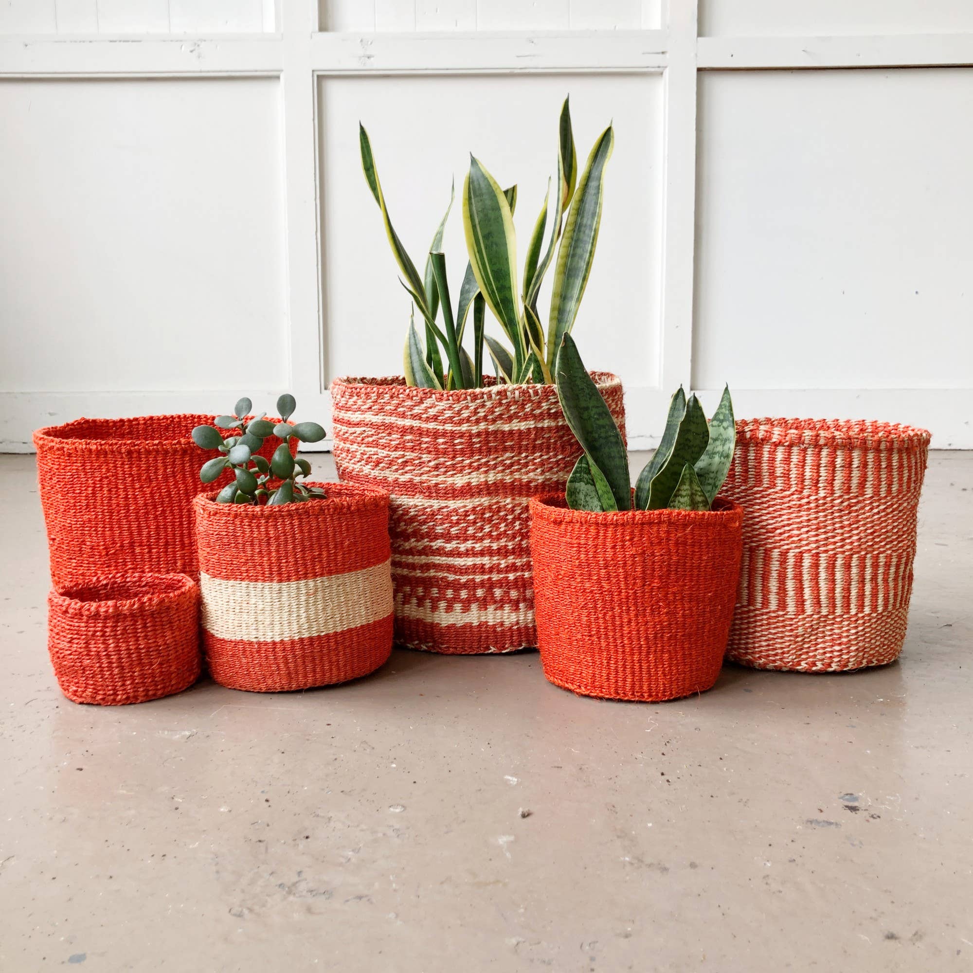 Amsha - Storage Plant Basket: Tomato: XS (6"x6") White Stripe - 0