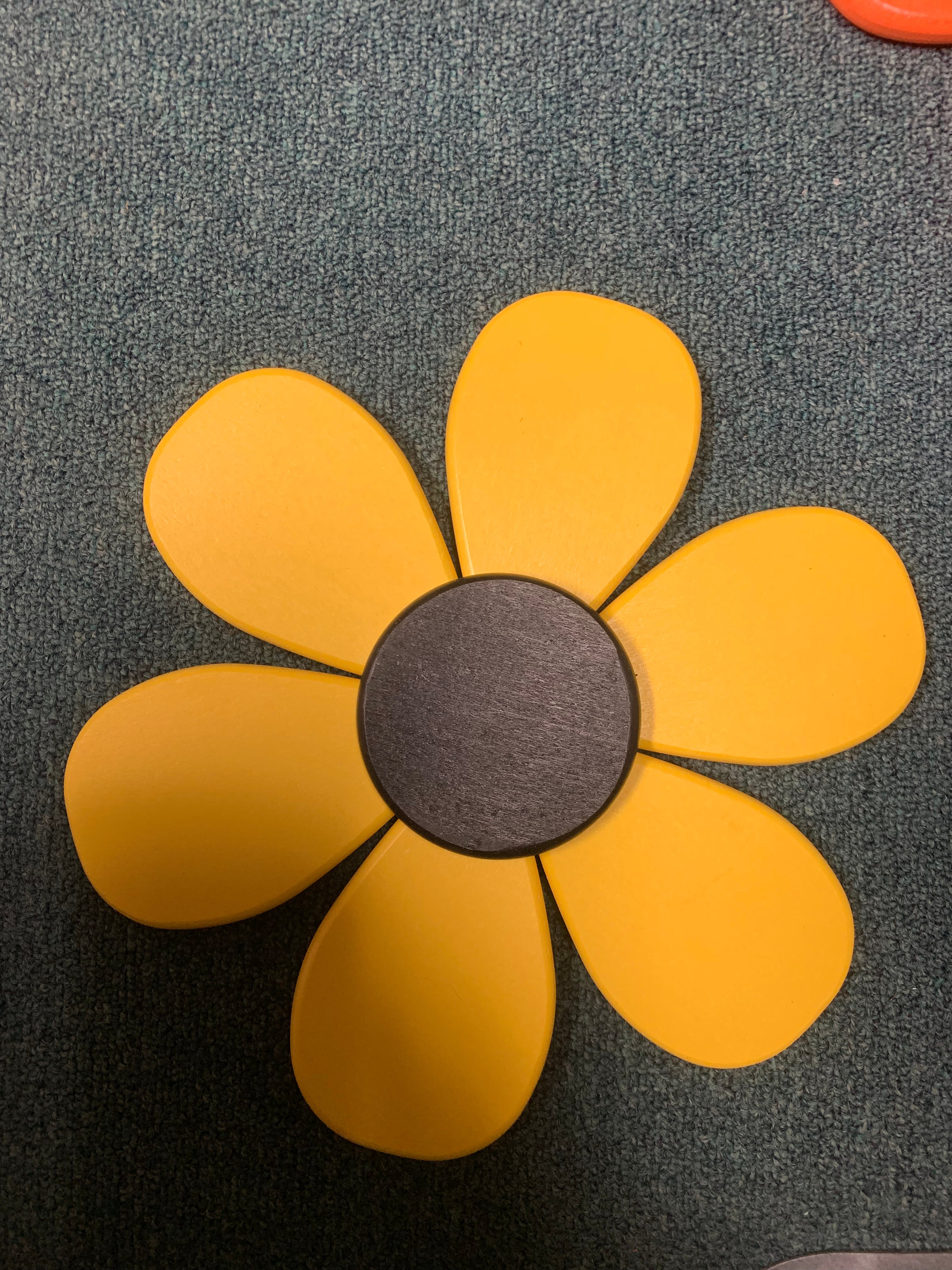Outdoor Round Petal Flowers (Medium)