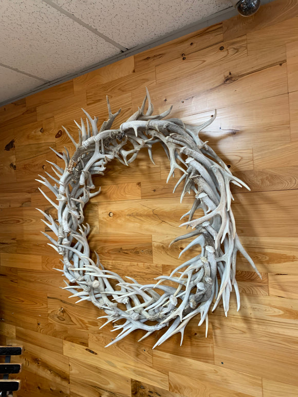 40" White Tail Antler Wreath