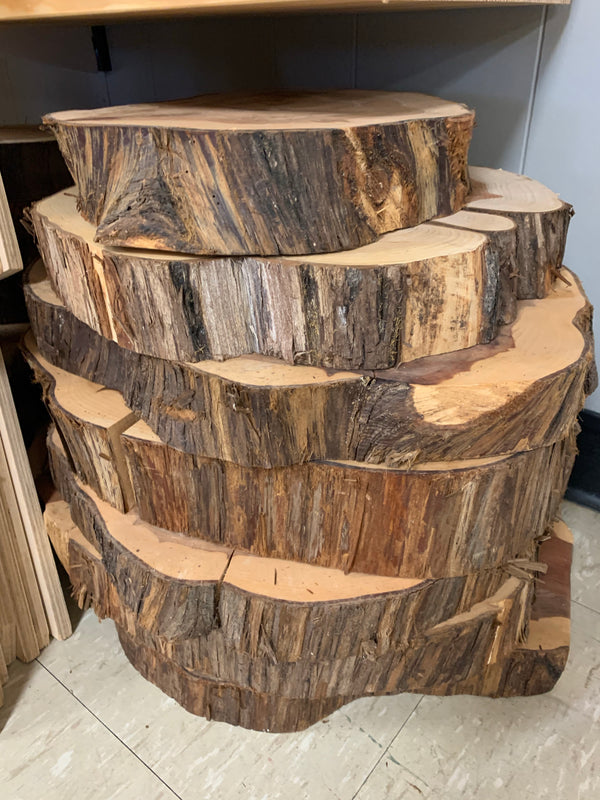 Wood cuts circular